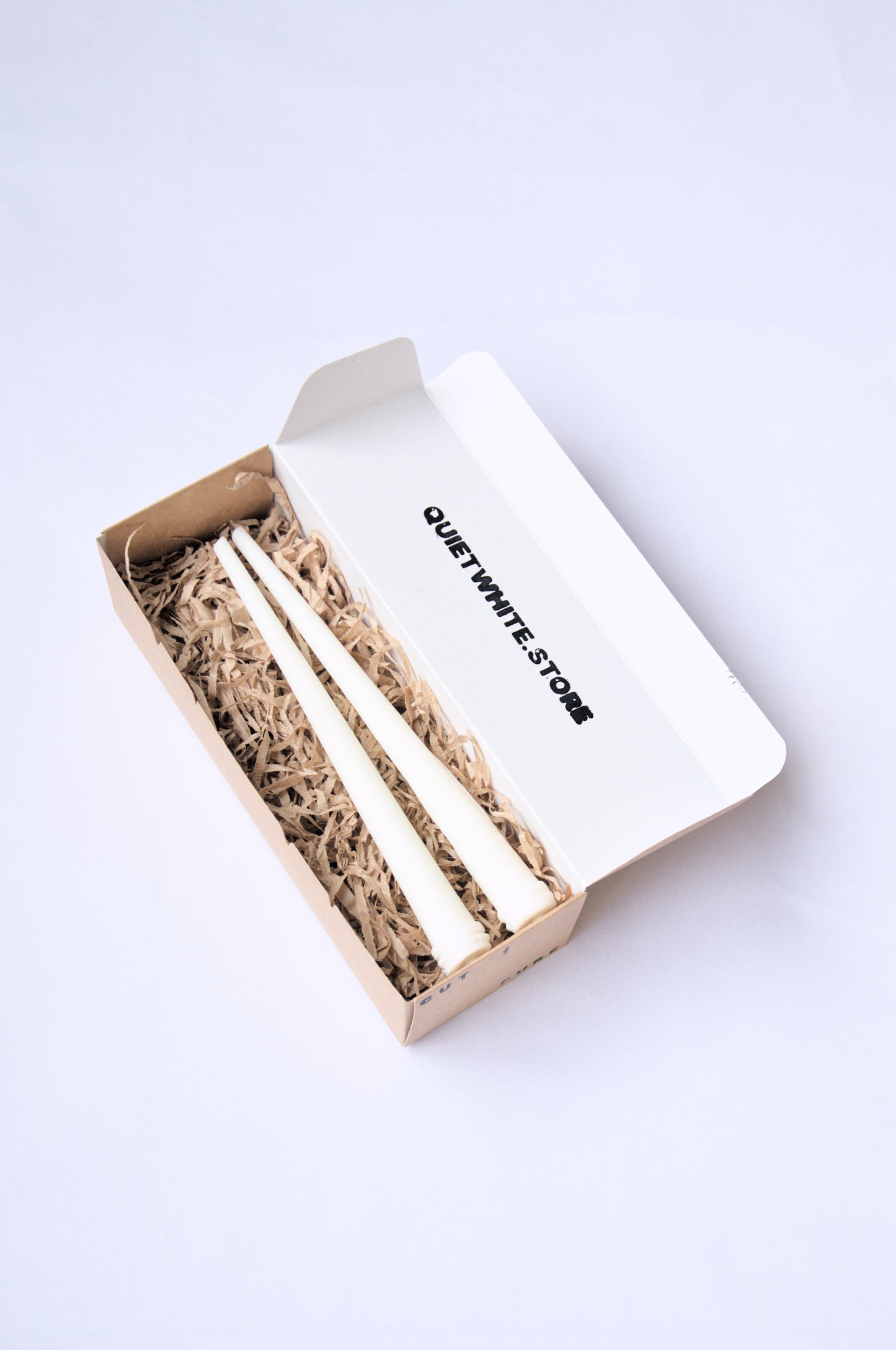 נרות CUT באריזה - אור רך ונעים לבית