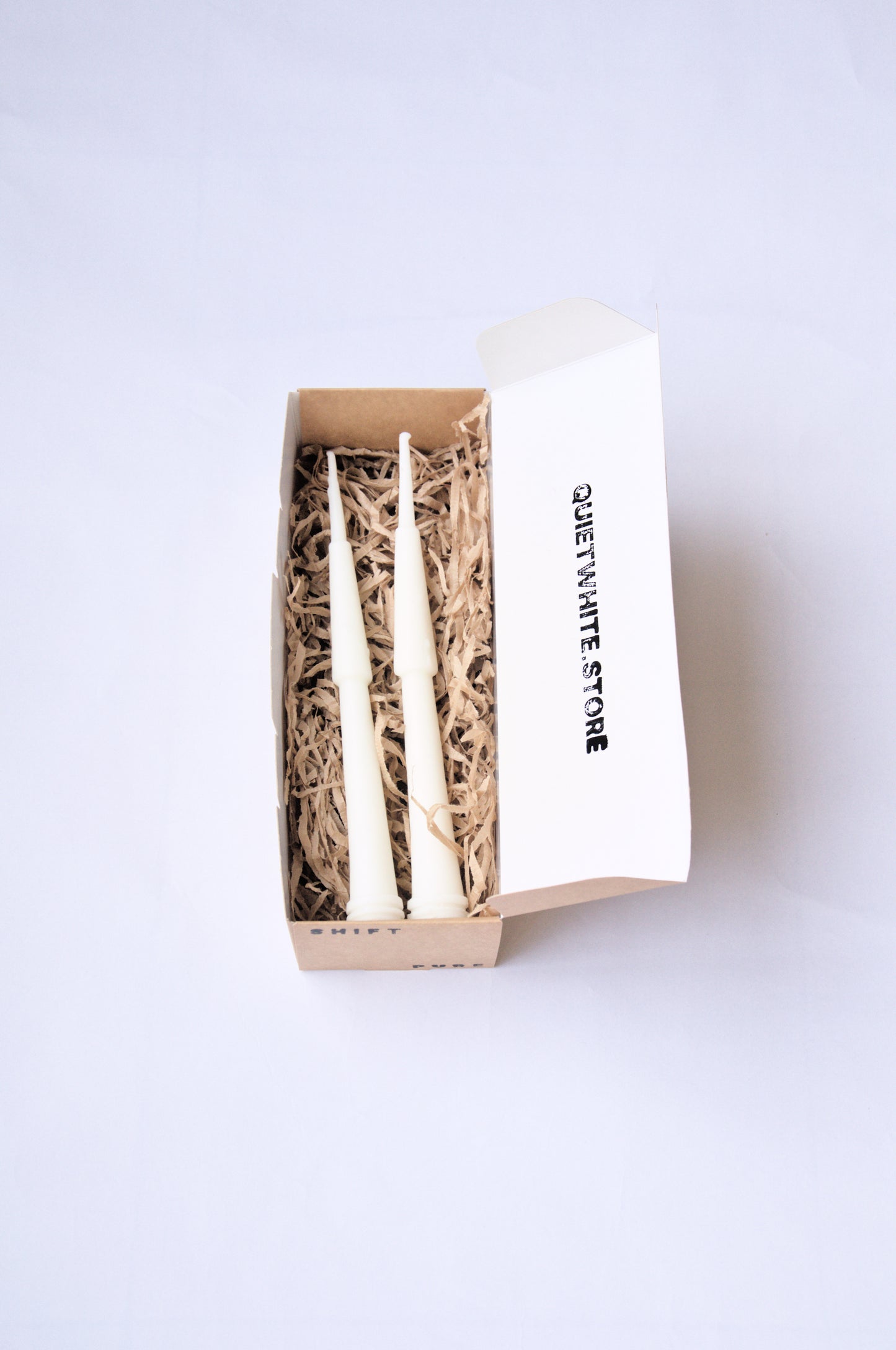 SHIFT - זוג נרות פמוט מינימליסטיים - שקט לבן