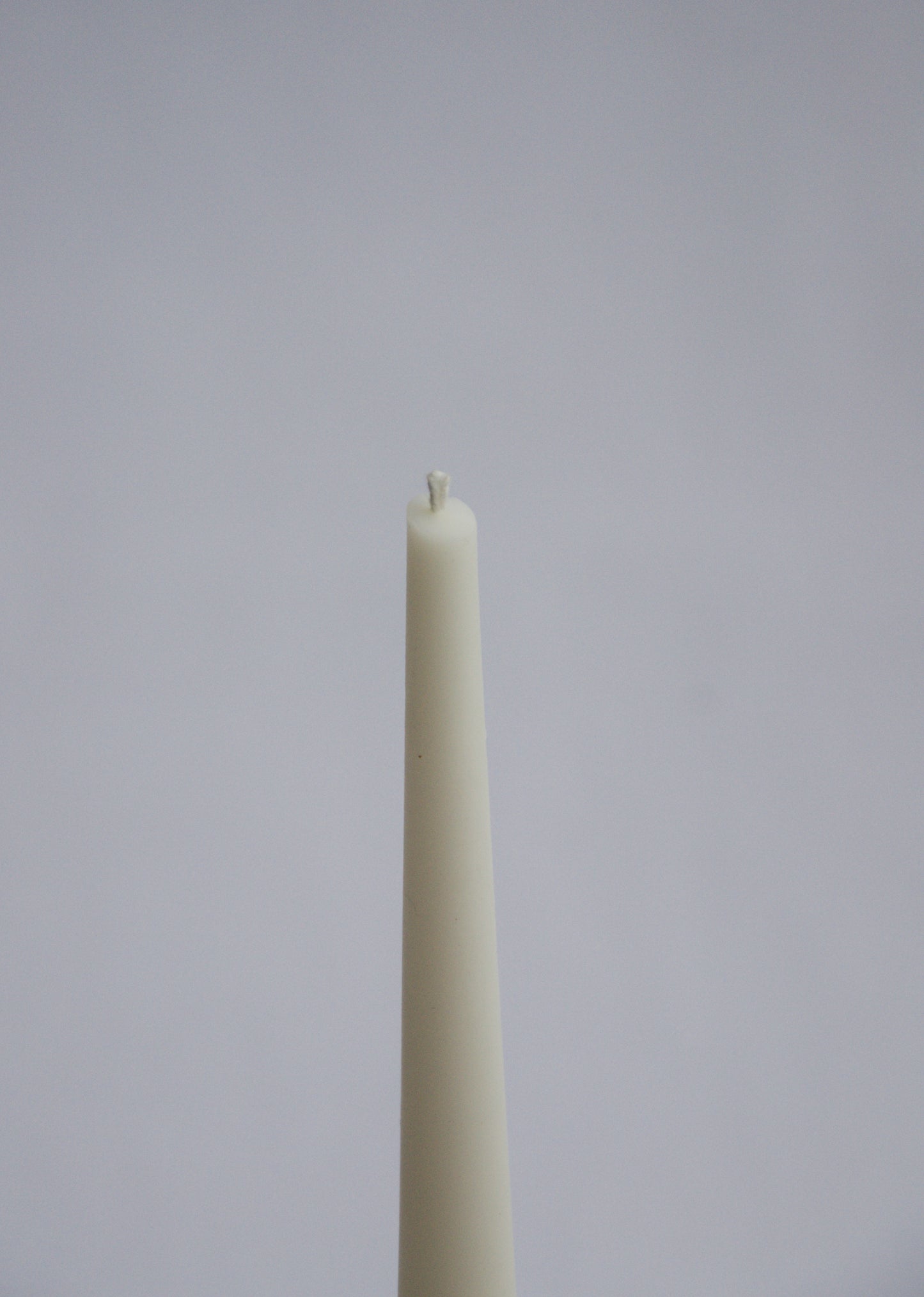 זוג נרות פמוט בעיצוב מינימליסטי CUT בעבודת יד