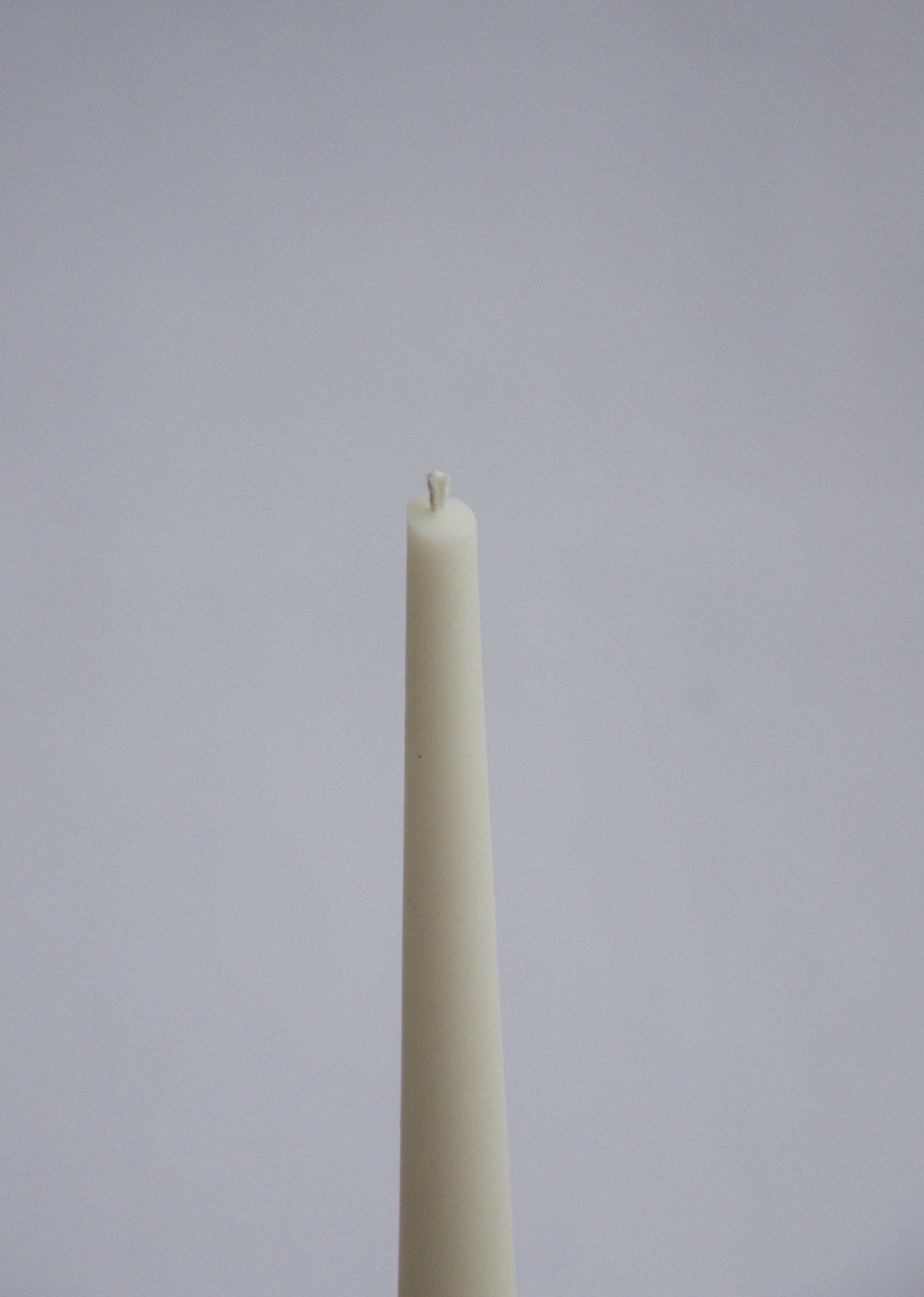 זוג נרות פמוט בעיצוב מינימליסטי CUT בעבודת יד