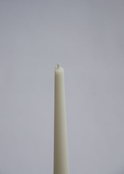 זוג נרות פמוט בעיצוב מינימליסטי CUT בעבודת יד