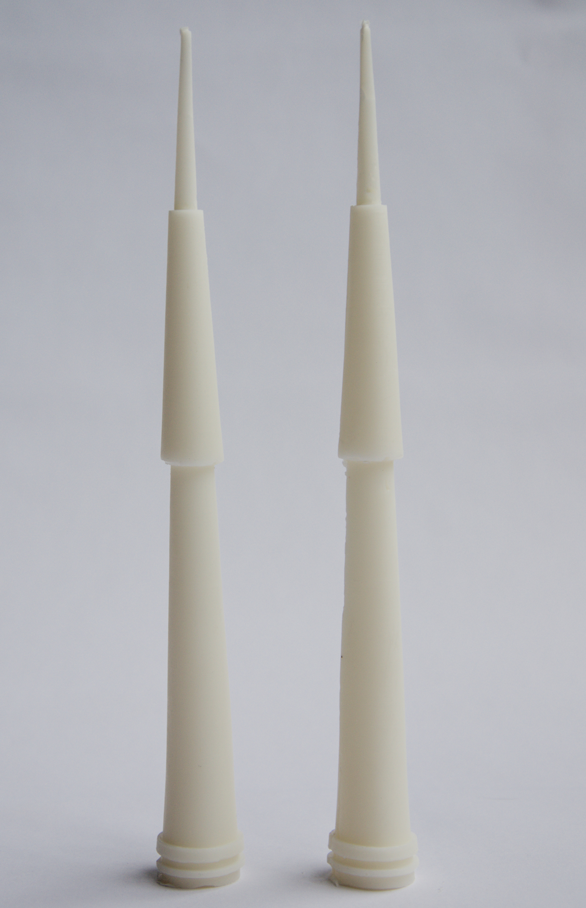 SHIFT - זוג נרות פמוט מינימליסטיים - שקט לבן