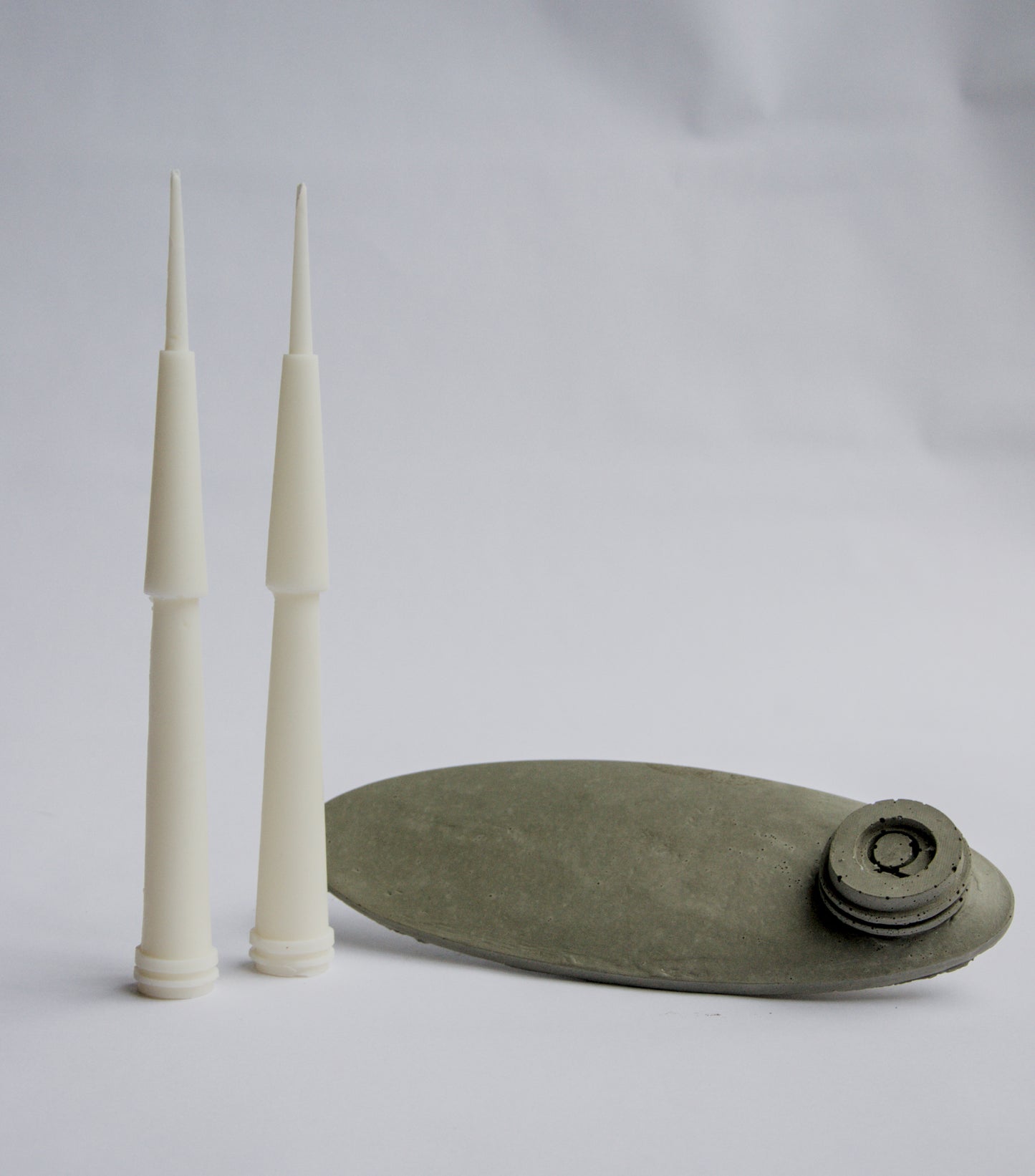 Starter Ritual Set - פמוט ELLIPSE ונרות שעוות קוקוס
